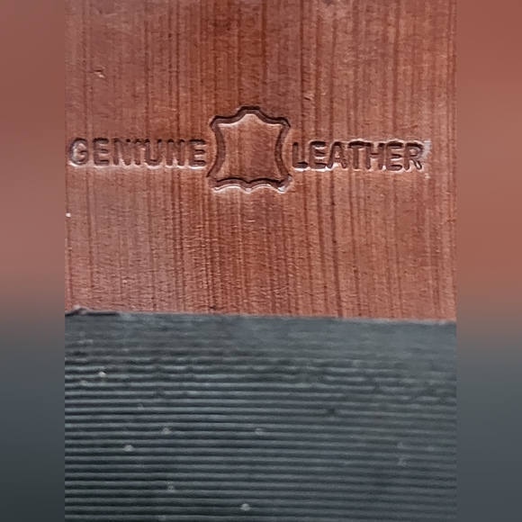 Florsheim Chestnut Leather Dress Shoes.New Condition. - Picture 7 of 14